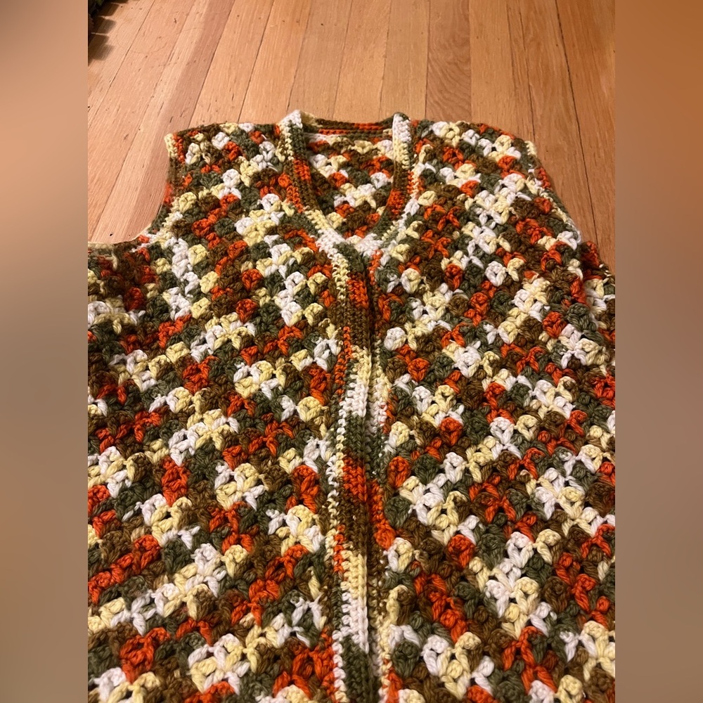 Hippie handmade crochet afghan sweater vest M 70’s L S orange green vintage fall - Picture 6 of 6
